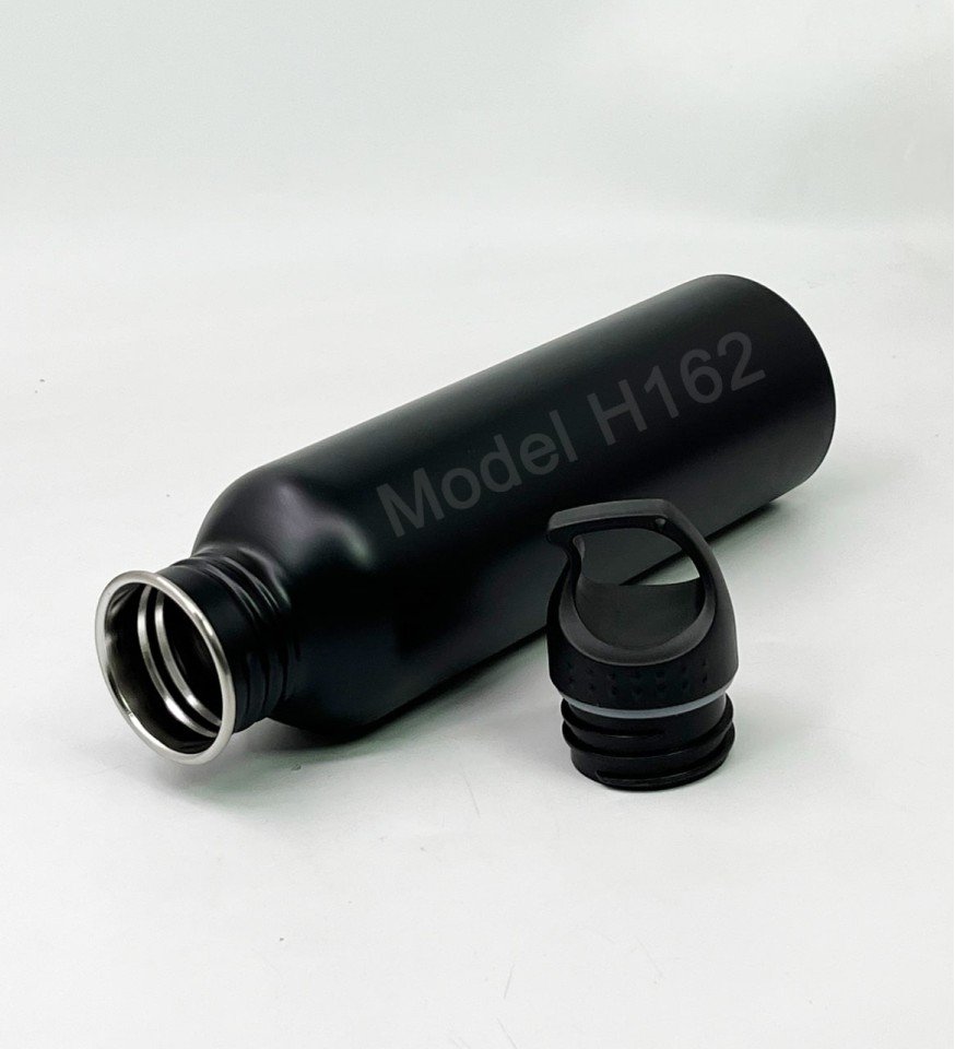 Steel Water Bottle 900 ml - Image 5