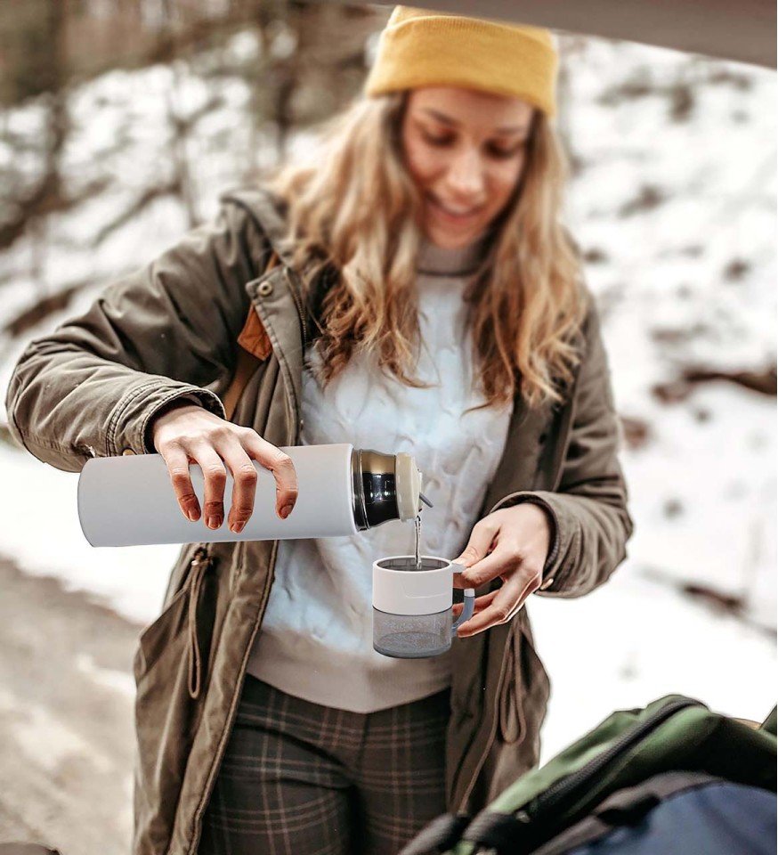 Steel Vacuum Flask with Cup 500 ml - Image 4